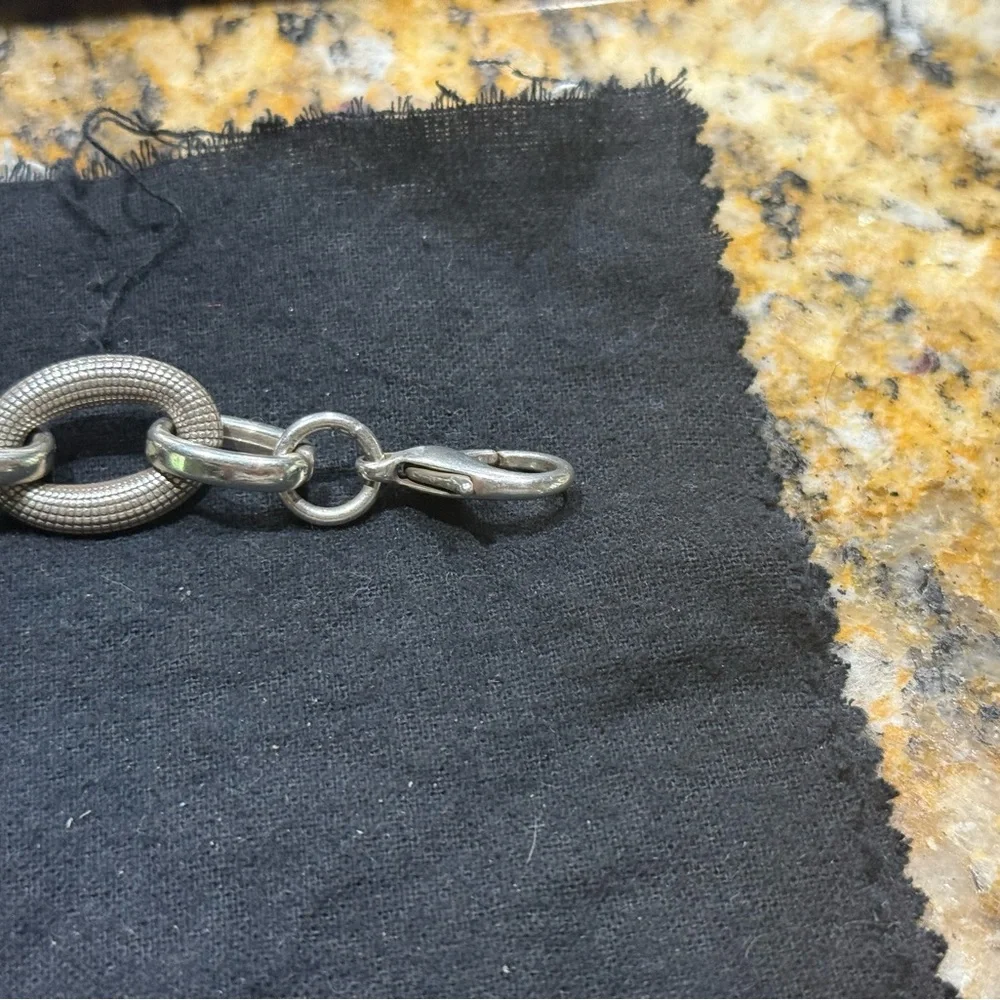 Brighton Vintage Chunky Heart 2 sided bracelet. EUC. - Picture 4 of 15